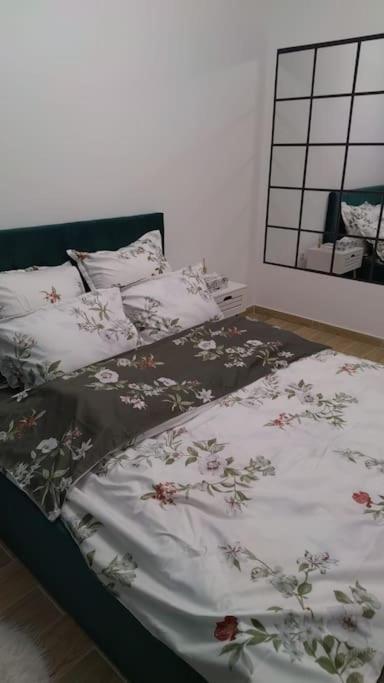 Cozyapartment14 Rosu Экстерьер фото