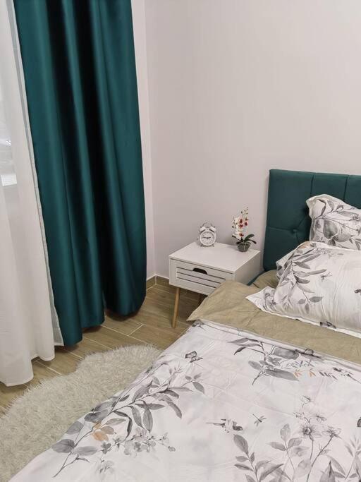 Cozyapartment14 Rosu Экстерьер фото